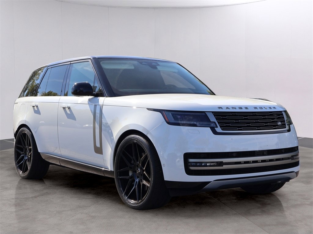 Used 2024 Land Rover Range Rover SE image 5
