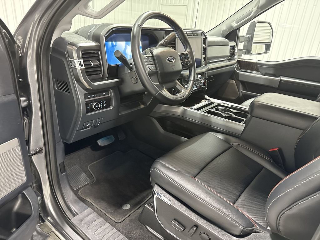 Used 2024 Ford F250 Lariat image 10
