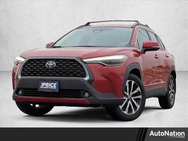 Used 2024 Toyota Corolla Cross XLE w/ Convenience Package image 1