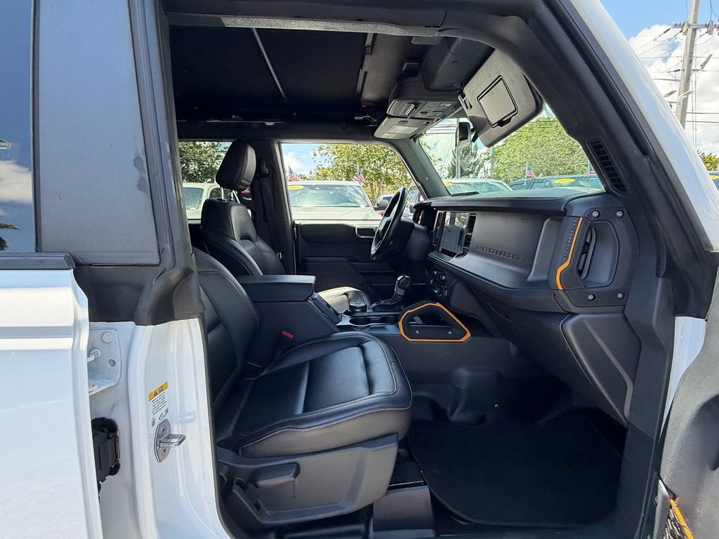 Used 2024 Ford Bronco Badlands AWD/4WD image 16