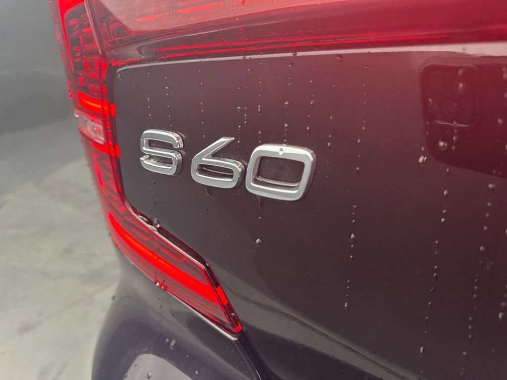 Used 2024 Volvo S60 B5 Core image 39
