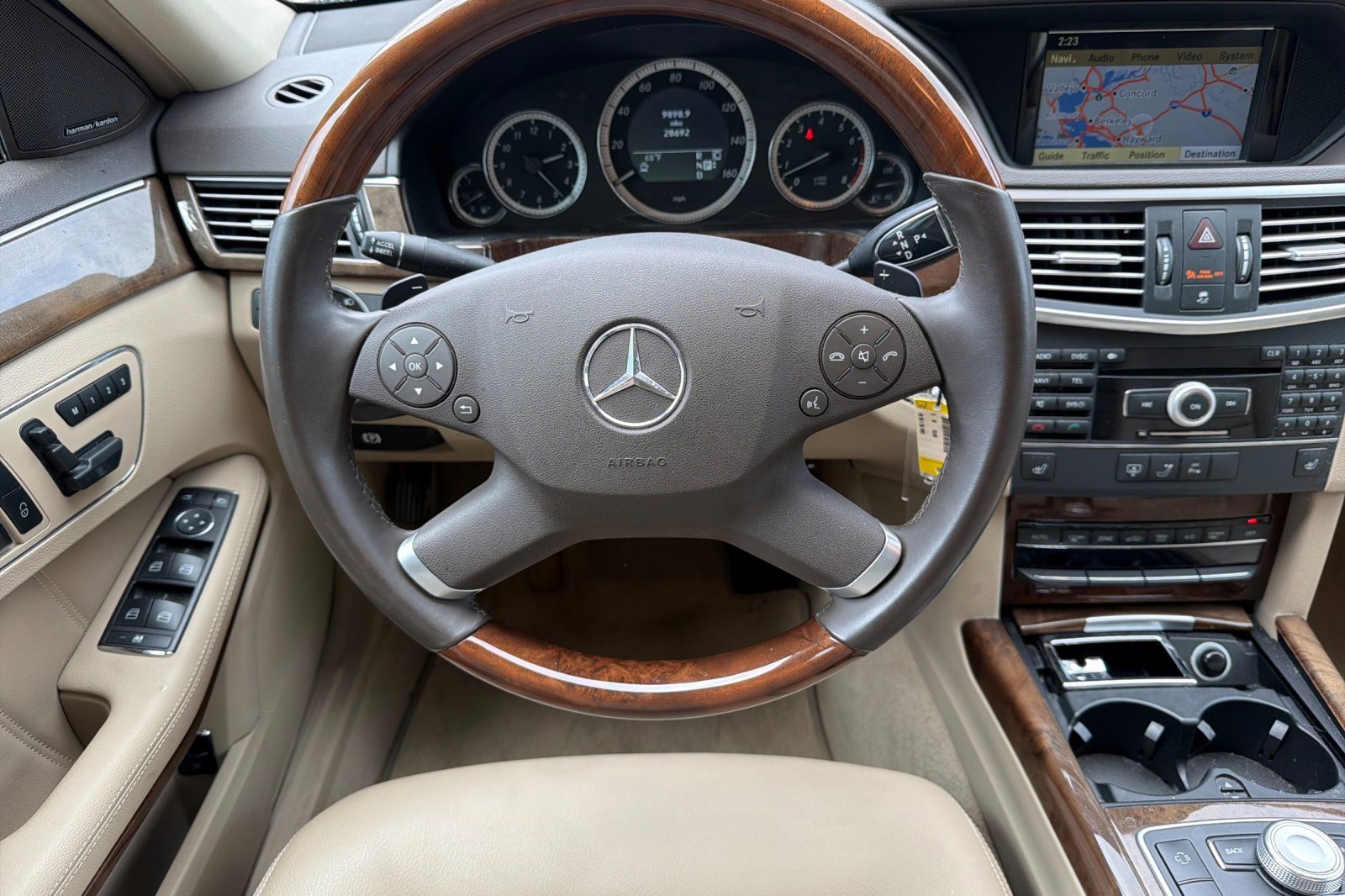 Used 2010 Mercedes-Benz E 350 Sedan image 18