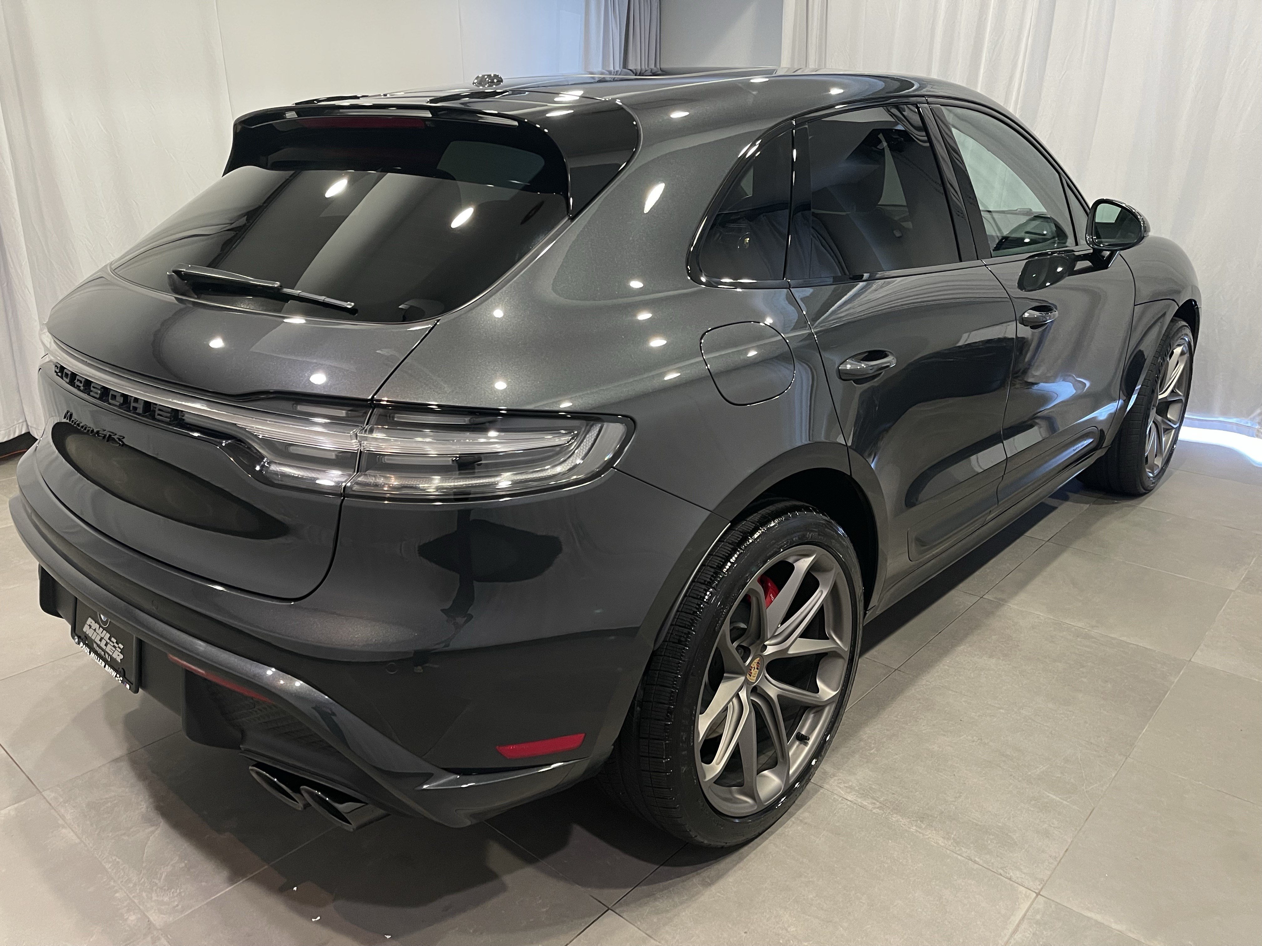 Used 2022 Porsche Macan GTS AWD/4WD image 6