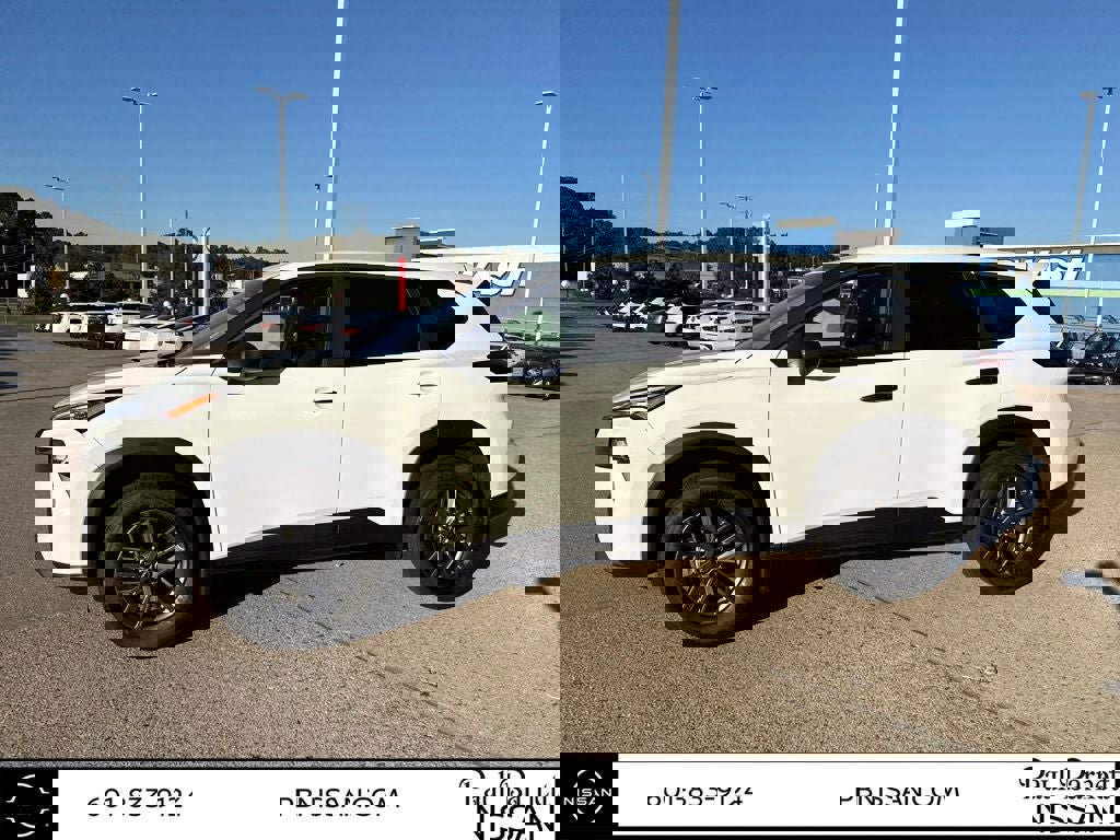 New 2026 Nissan Rogue S image 5