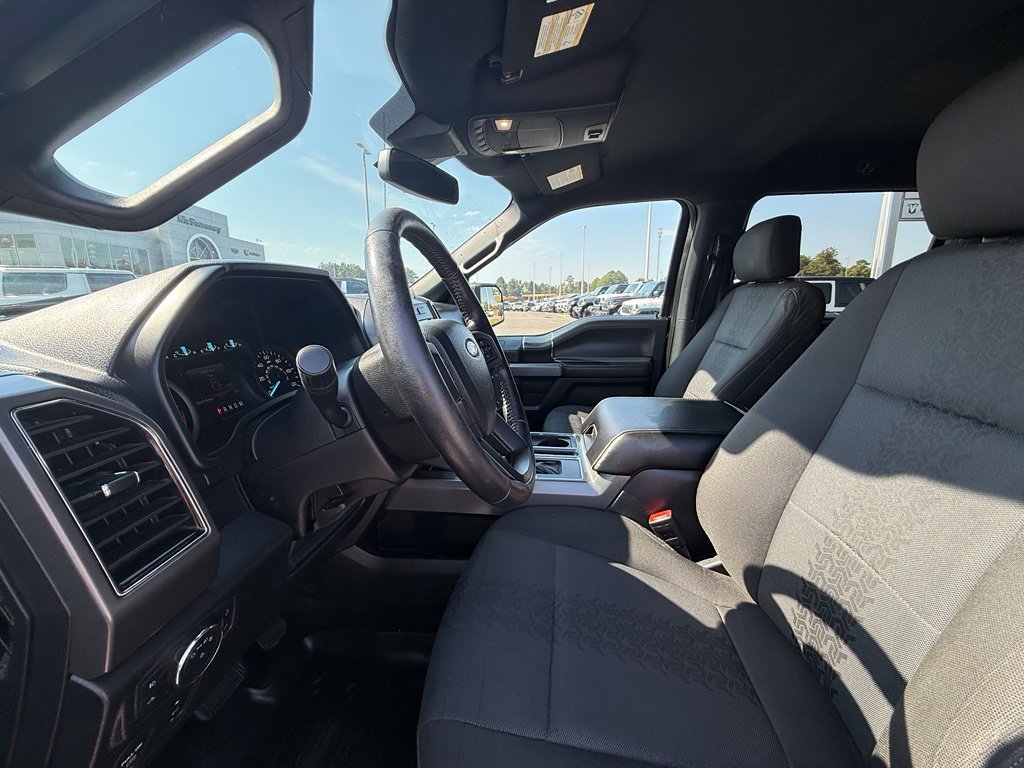 Used 2020 Ford F150 XLT w/ Equipment Group 302A Luxury AWD/4WD image 18