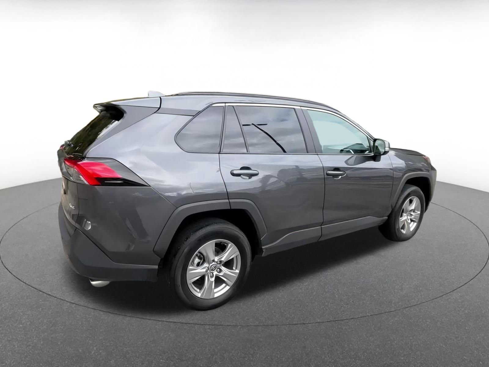 Used 2025 Toyota RAV4 XLE image 14