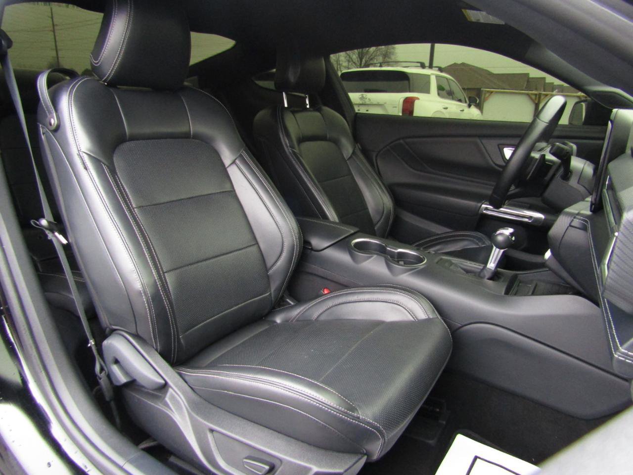 Used 2024 Ford Mustang GT Premium image 19