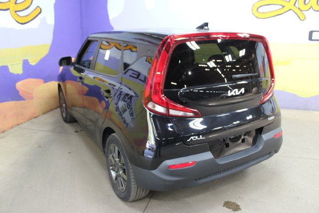 Used 2022 Kia Soul EX FWD image 6