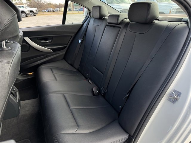 Used 2014 BMW 320i xDrive Sedan image 25