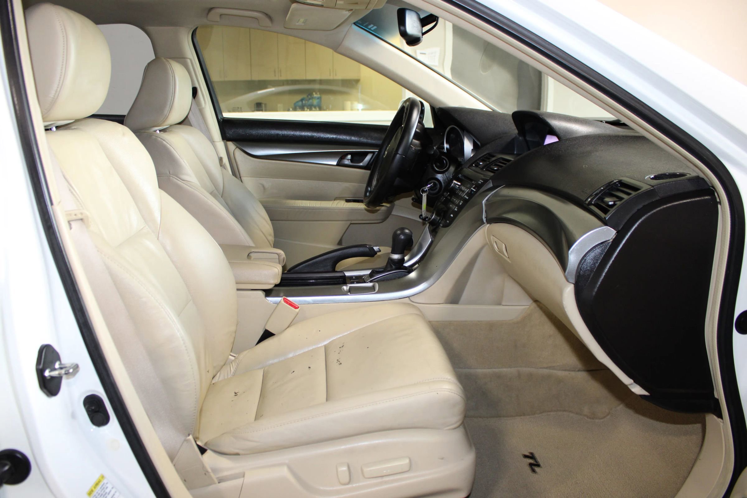 Used 2010 Acura TL FWD image 25