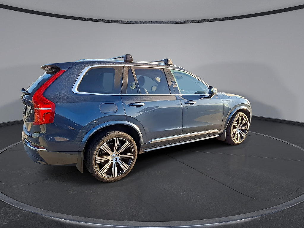 Used 2024 Volvo XC90 T8 Ultimate w/ Protection Package Premier AWD/4WD image 7