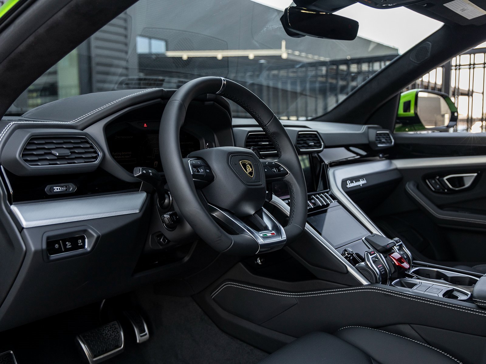 Used 2024 Lamborghini Urus S image 28