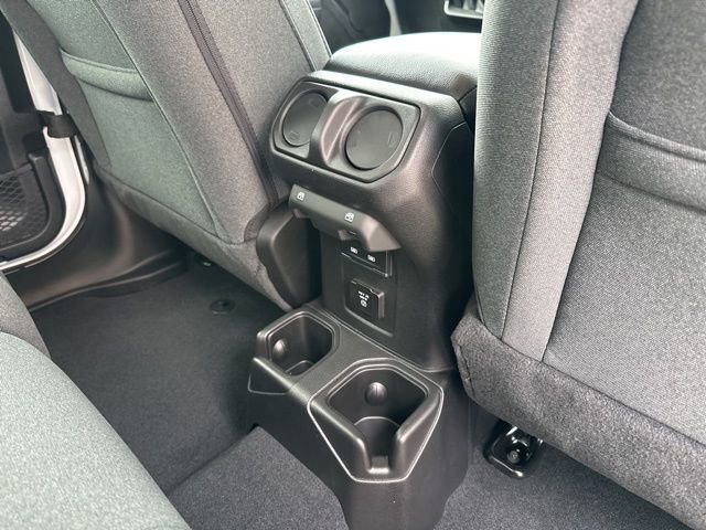 New 2026 Jeep Gladiator Sport AWD/4WD image 17