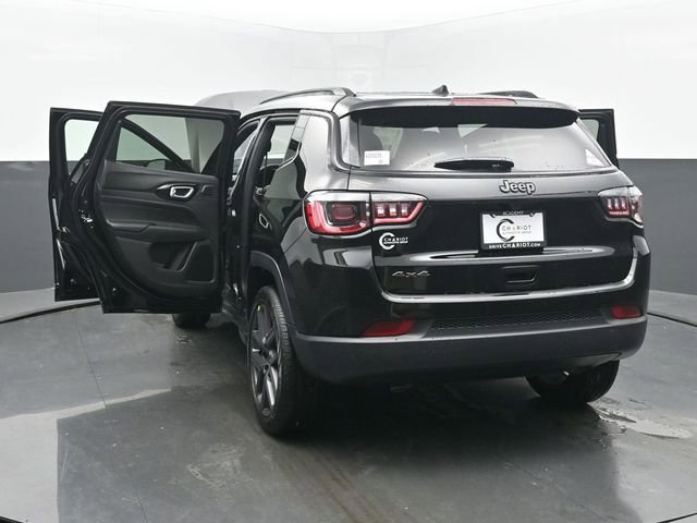 New 2026 Jeep Compass Latitude w/ Sun and Sound Group image 56