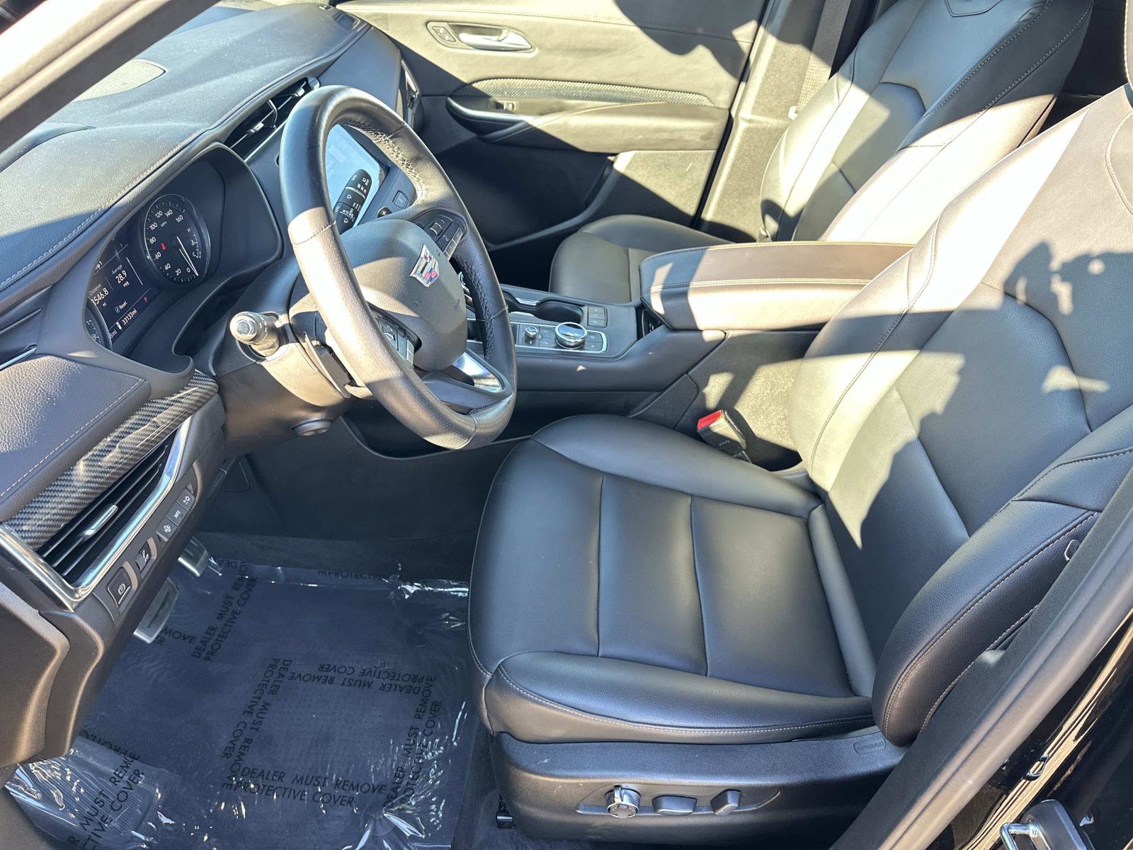 Certified 2023 Cadillac XT4 Sport w/ Technology Package image 18