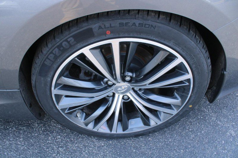Used 2019 INFINITI Q60 3.0t Luxe image 7