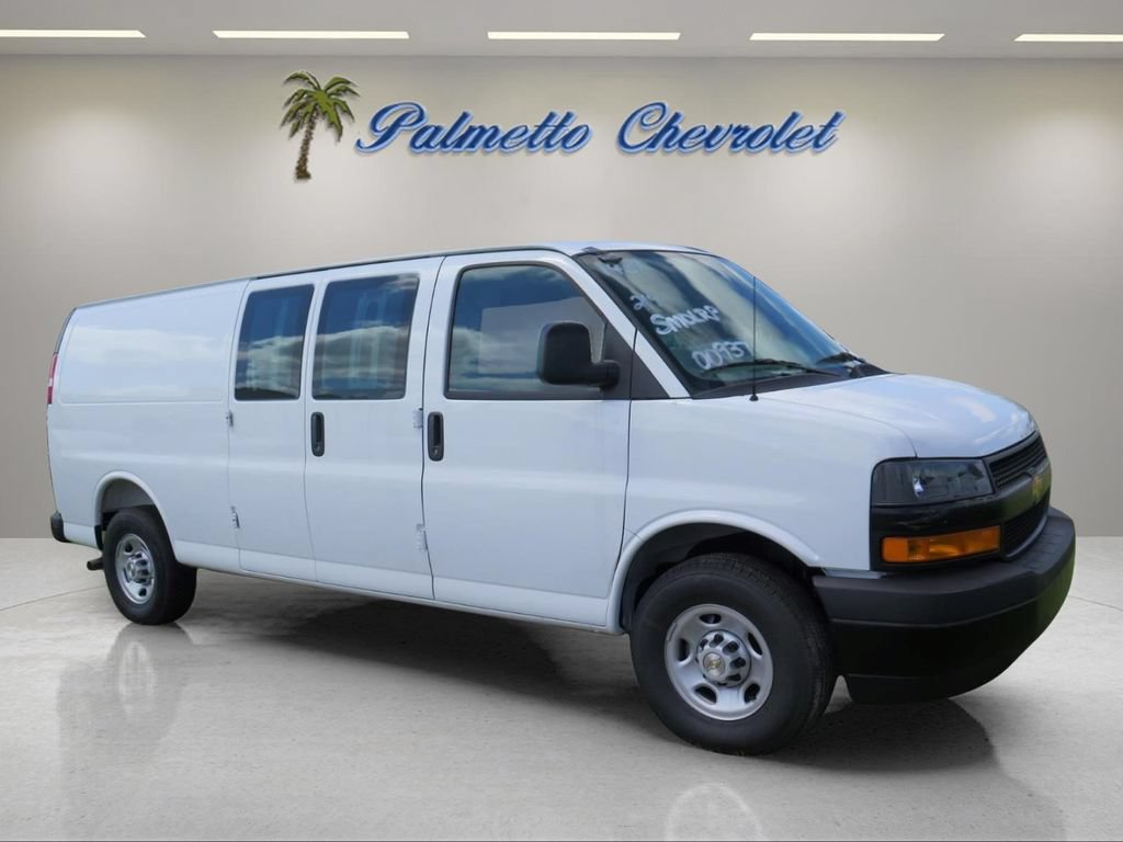 New 2026 Chevrolet Express 2500 Extended w/ Driver Convenience Package
