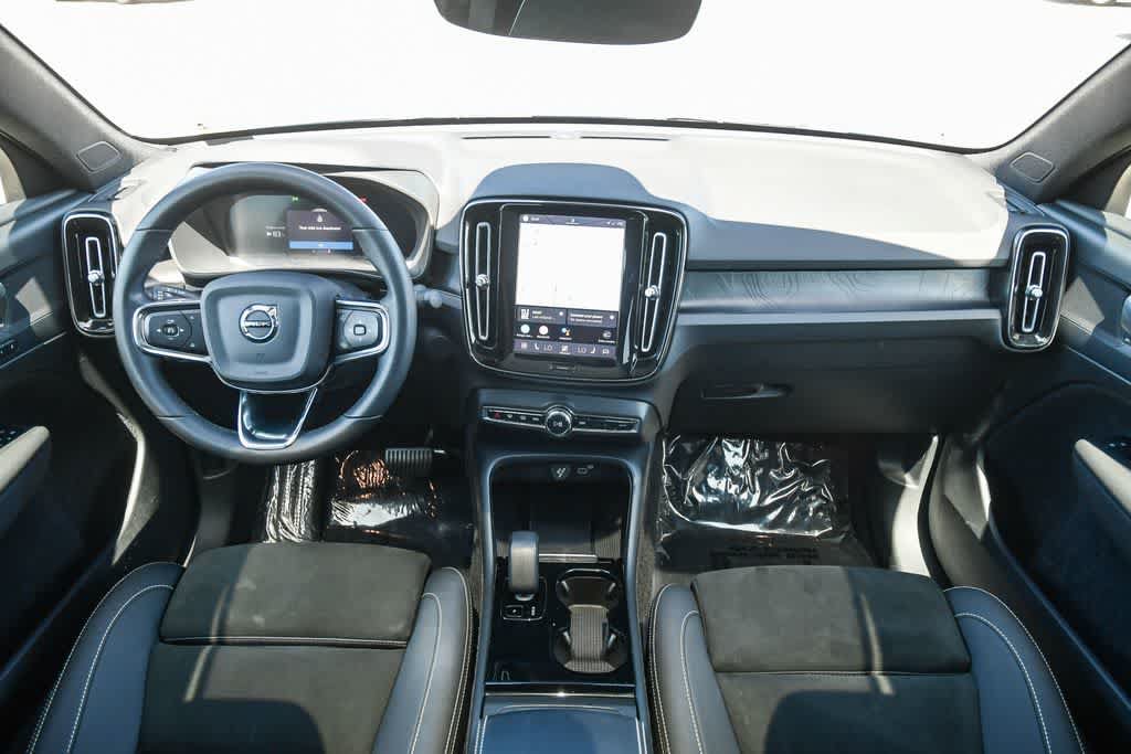 Used 2023 Volvo C40 P8 Recharge Plus AWD/4WD image 14