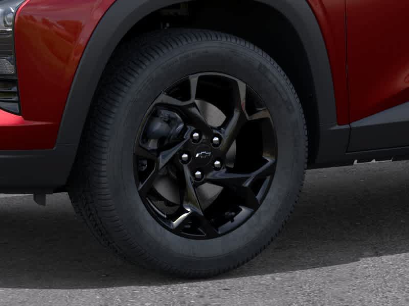 Used 2026 Chevrolet Trax LT w/ Midnight Edition FWD image 9