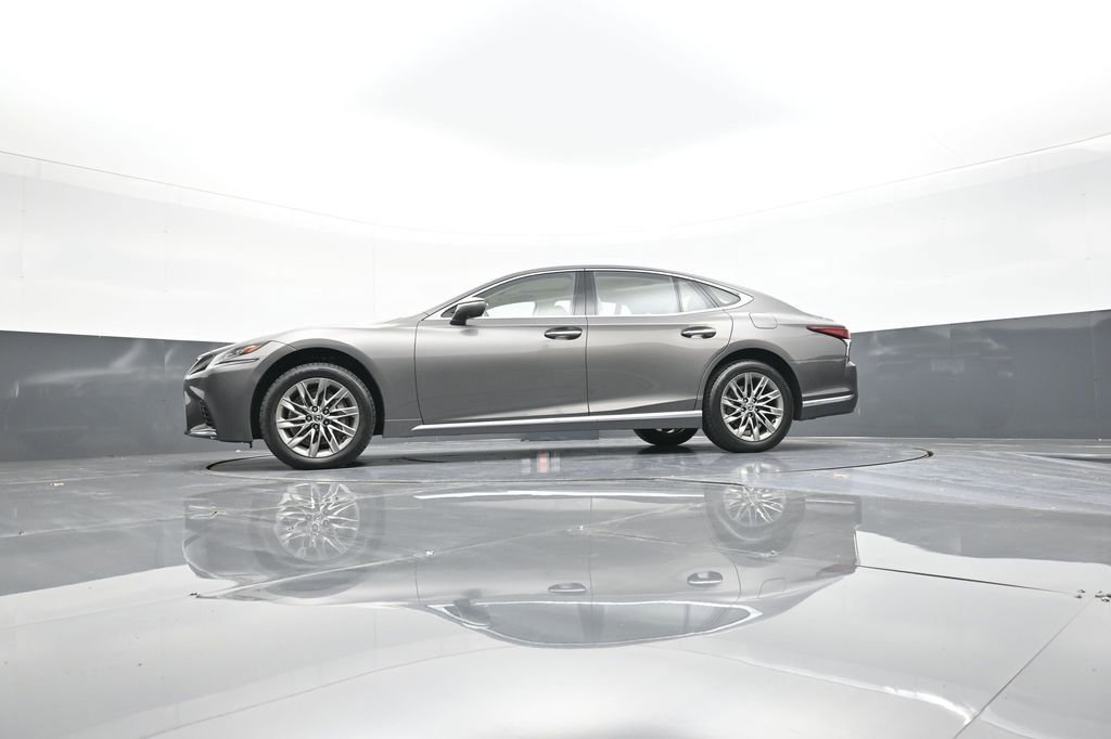 Used 2018 Lexus LS 500 w/ Interior Upgrade Package image 53