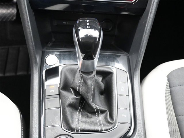 Used 2025 Volkswagen Taos SE w/ Panoramic Sunroof Package image 26