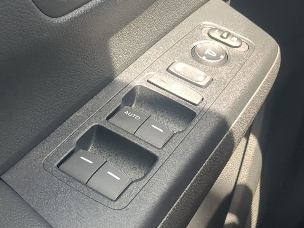 Used 2023 Honda CR-V LX image 19