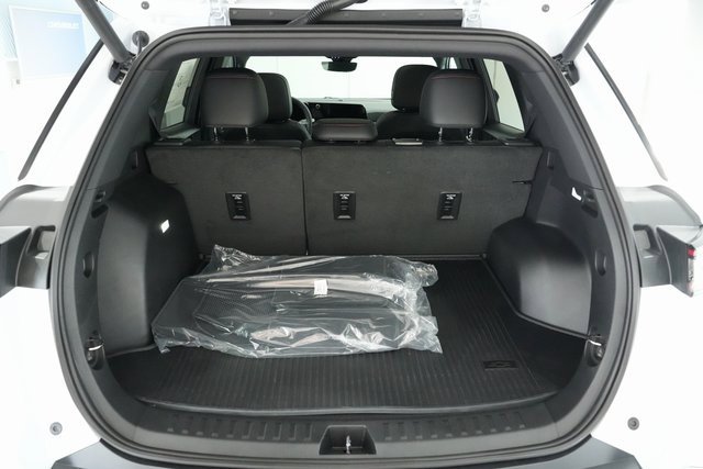 New 2026 Chevrolet Equinox RS w/ Safety and Technology Package image 9