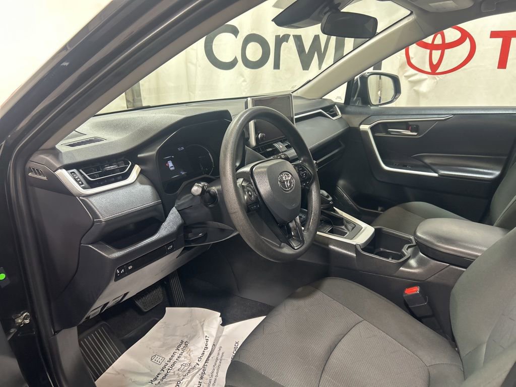 Used 2024 Toyota RAV4 XLE w/ Convenience Package image 22