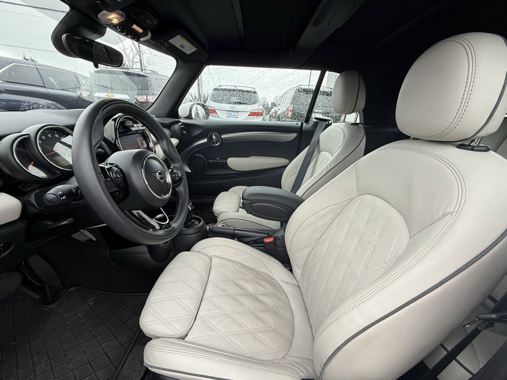 Used 2020 MINI Cooper S w/ Signature Upholstery Package image 13