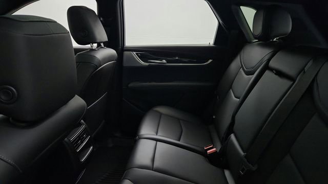 Certified 2023 Cadillac XT5 Premium Luxury w/ LPO, Floor Liner Package image 20