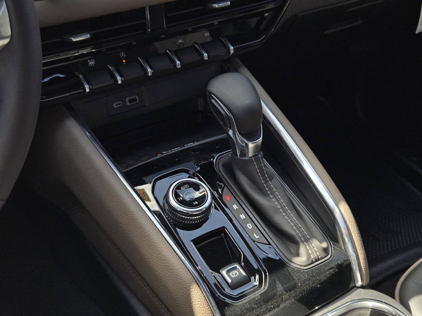 New 2026 GMC Canyon Denali AWD/4WD image 11