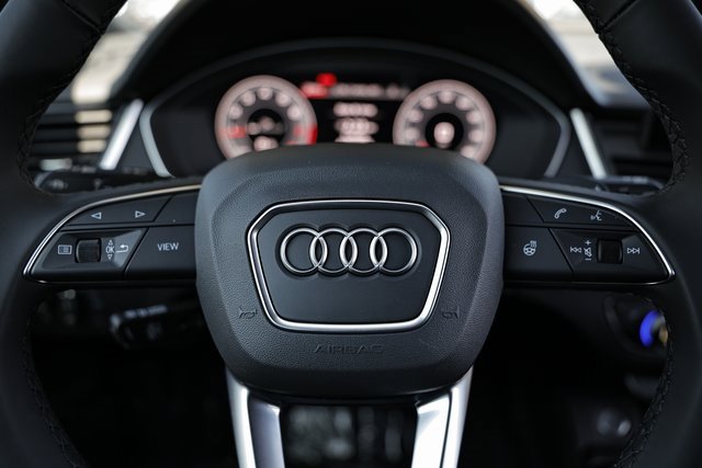 New 2025 Audi Q5 2.0T Premium Plus image 29