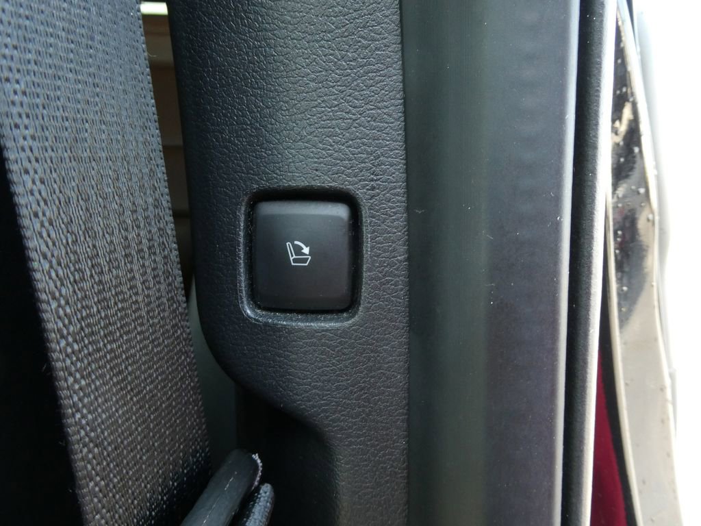 Used 2022 Lincoln Navigator L Reserve w/ Equipment Group 201A image 22