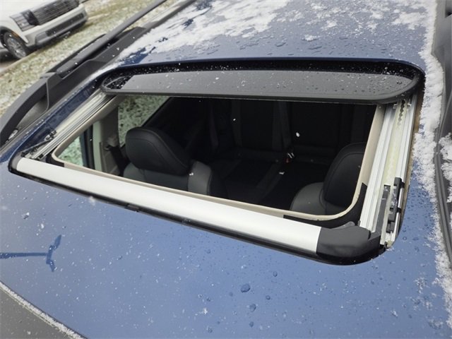 Used 2021 Subaru Outback Onyx Edition XT w/ Popular Package #2 image 3