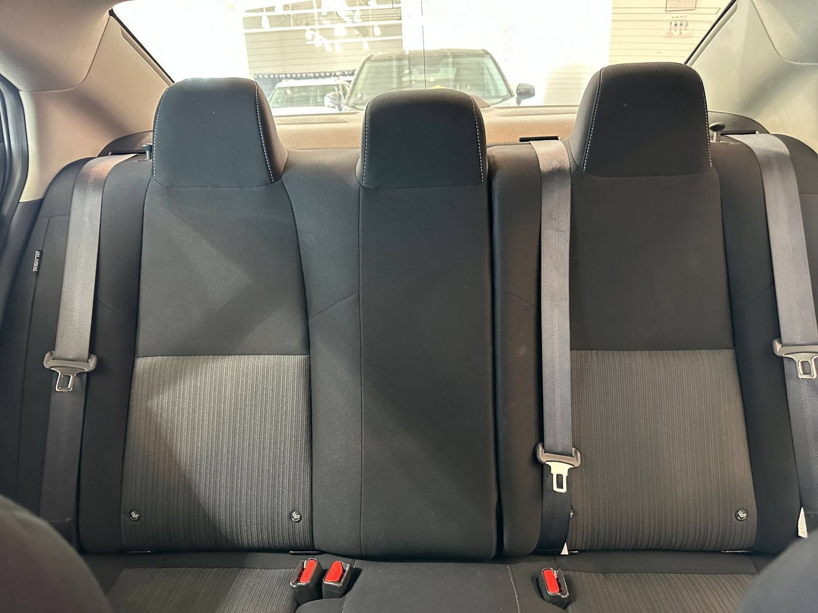 Used 2025 Nissan Sentra SV FWD image 32