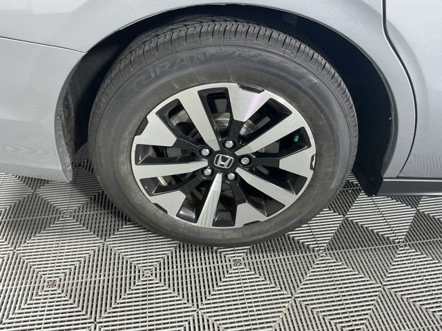 Certified 2026 Honda Odyssey EX-L image 36