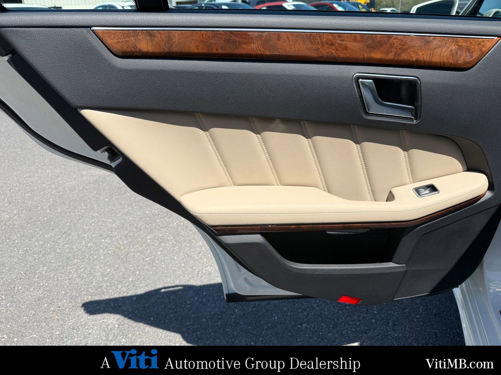 Used 2012 Mercedes-Benz E 350 4MATIC Sedan image 20