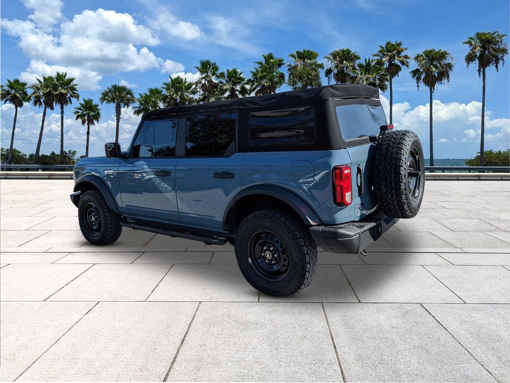 Certified 2022 Ford Bronco Black Diamond image 7