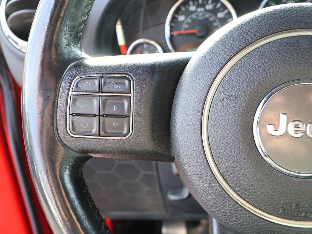 Used 2013 Jeep Wrangler Unlimited Sahara w/ Connectivity Group image 38