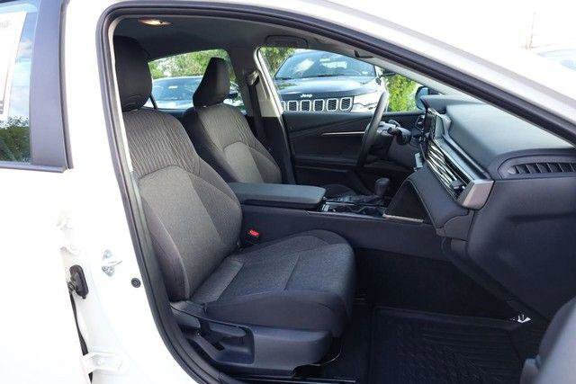 Used 2025 Toyota Camry LE FWD image 23