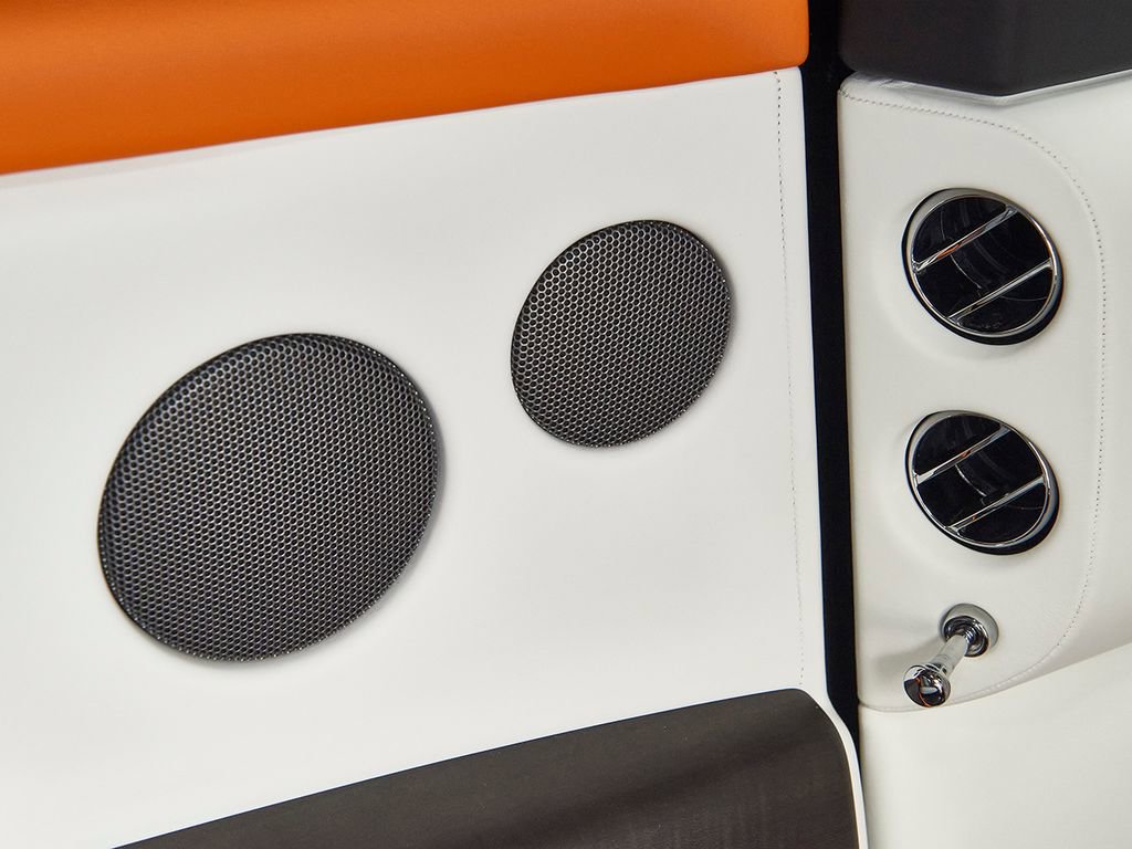 Certified 2025 Rolls-Royce Cullinan image 22