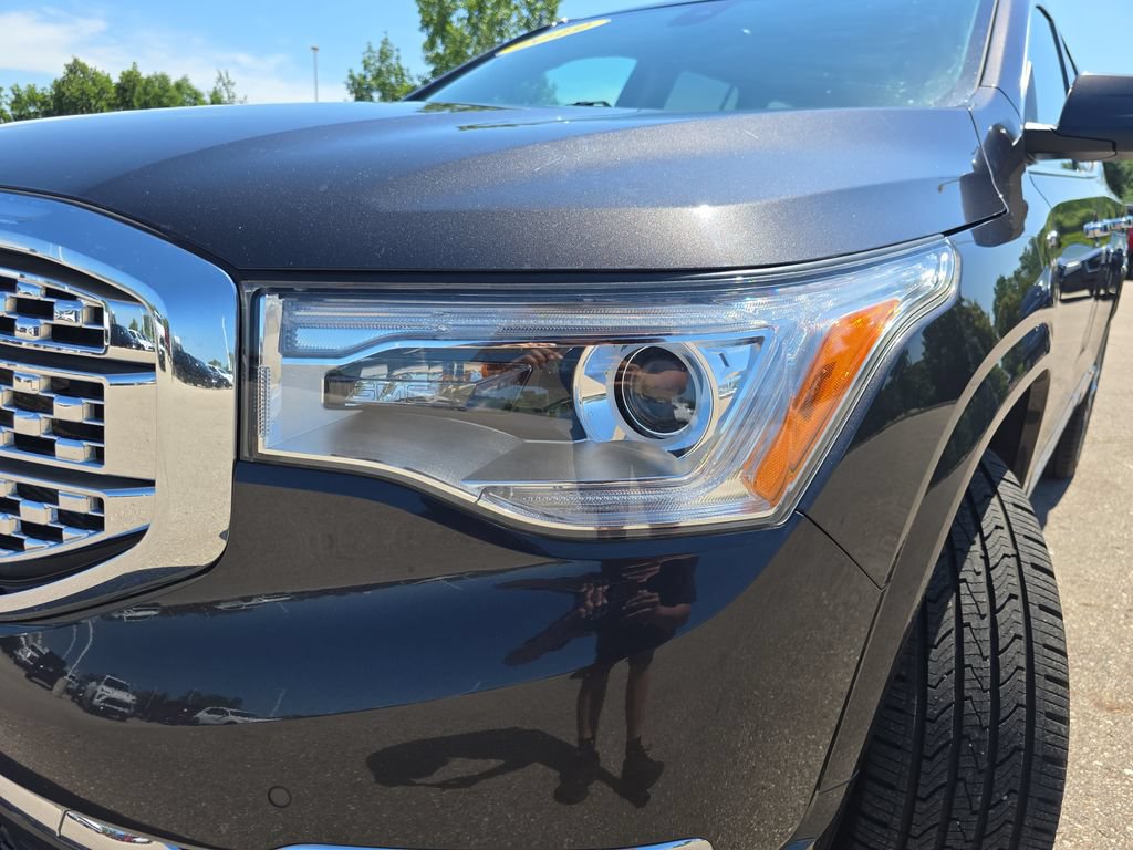 Certified 2019 GMC Acadia Denali w/ Technology Package AWD/4WD image 35