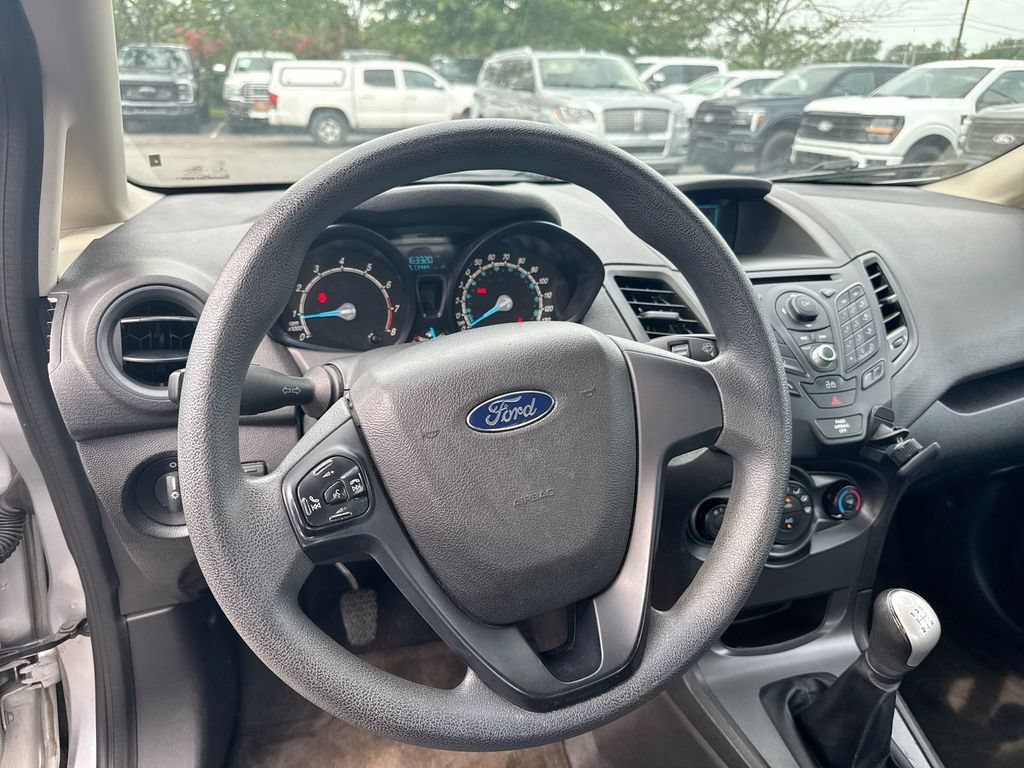 Used 2014 Ford Fiesta S FWD image 11