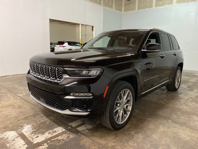 Used 2022 Jeep Grand Cherokee Summit image 1
