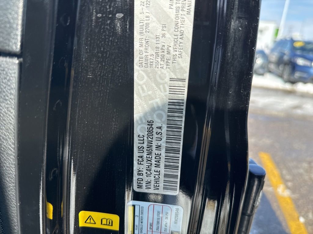 Used 2022 Jeep Wrangler Unlimited Sahara image 9