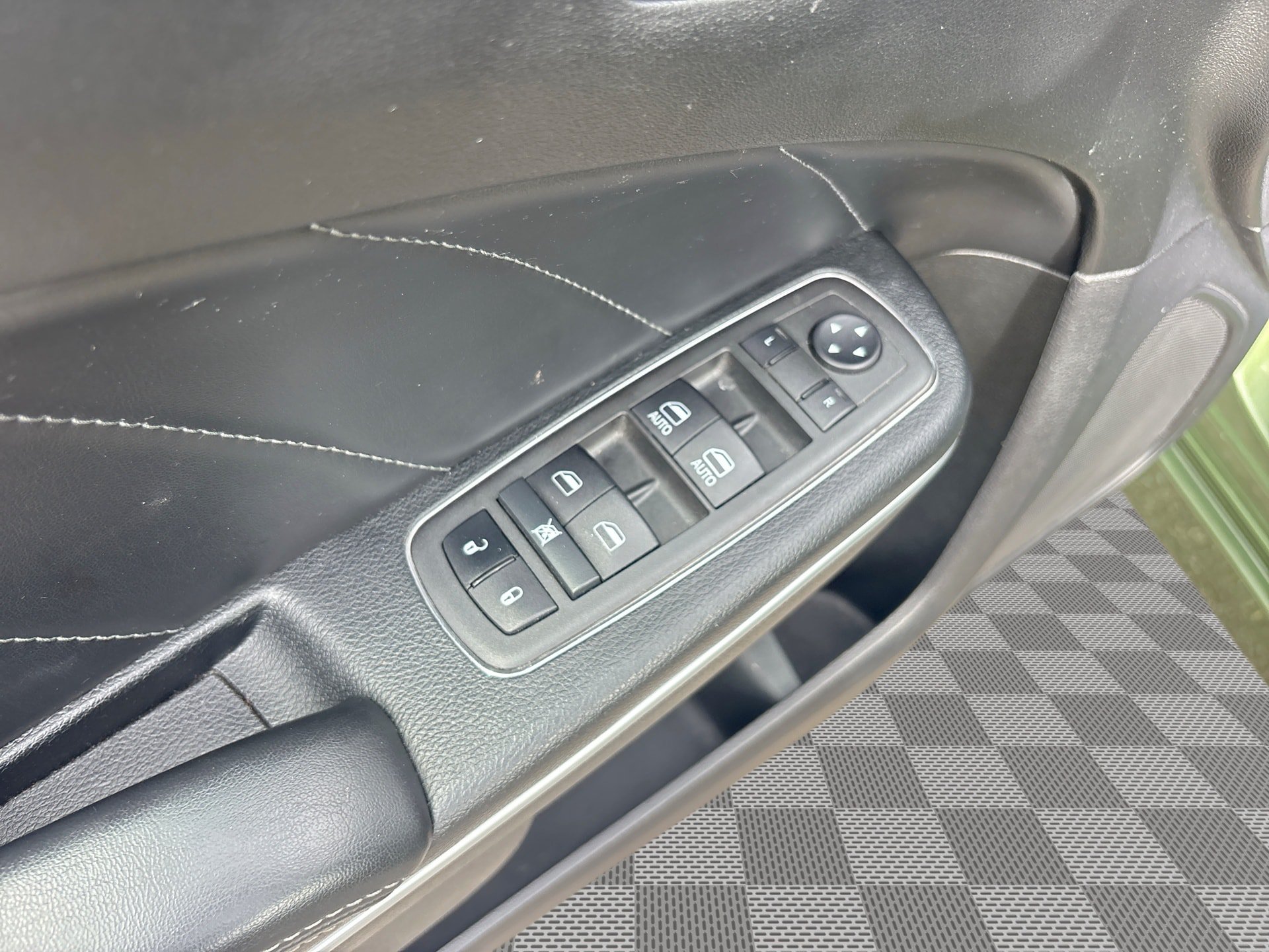 Used 2022 Dodge Charger Scat Pack w/ Plus Group RWD image 15