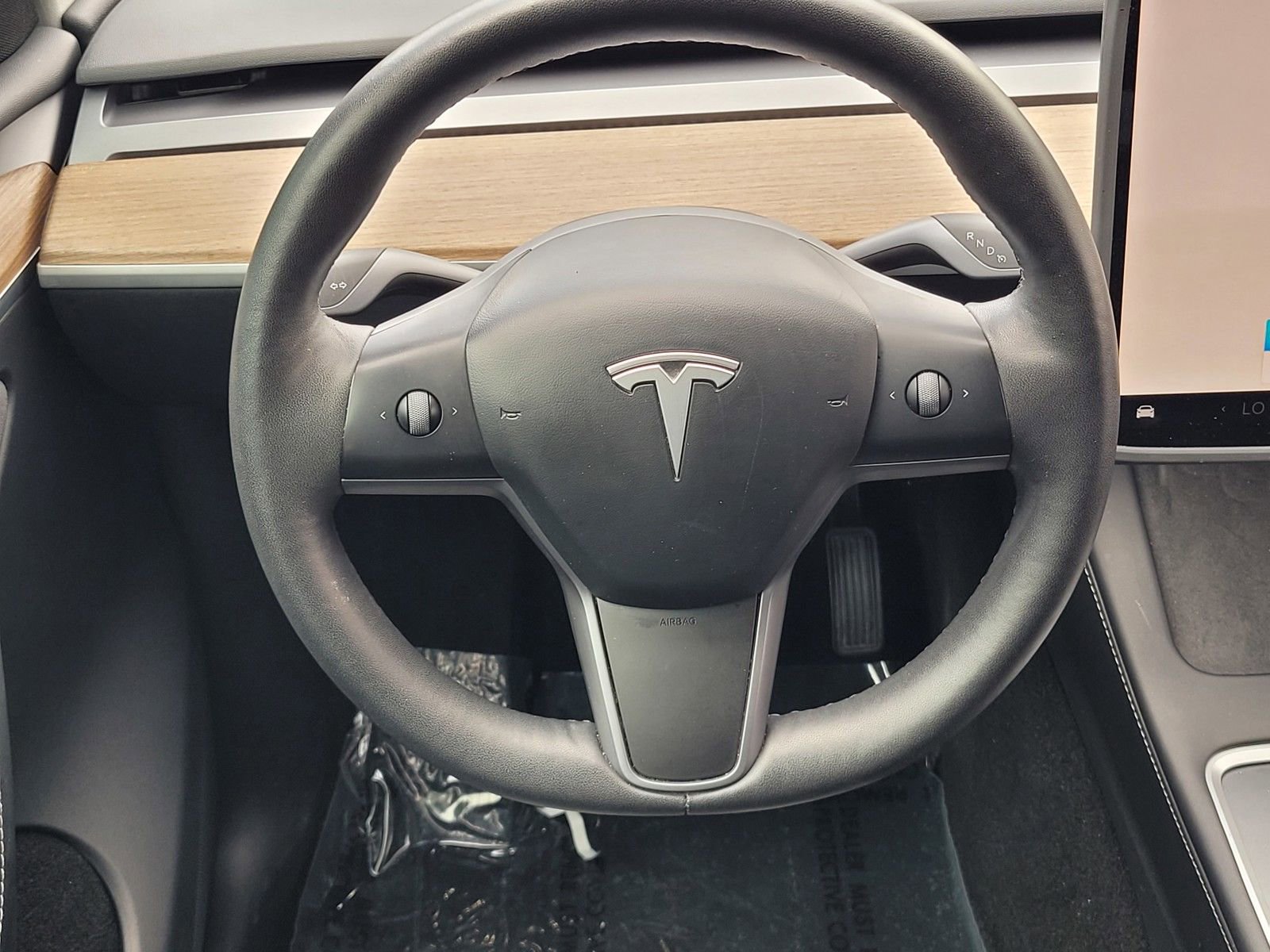 Used 2024 Tesla Model Y Long Range RWD image 12