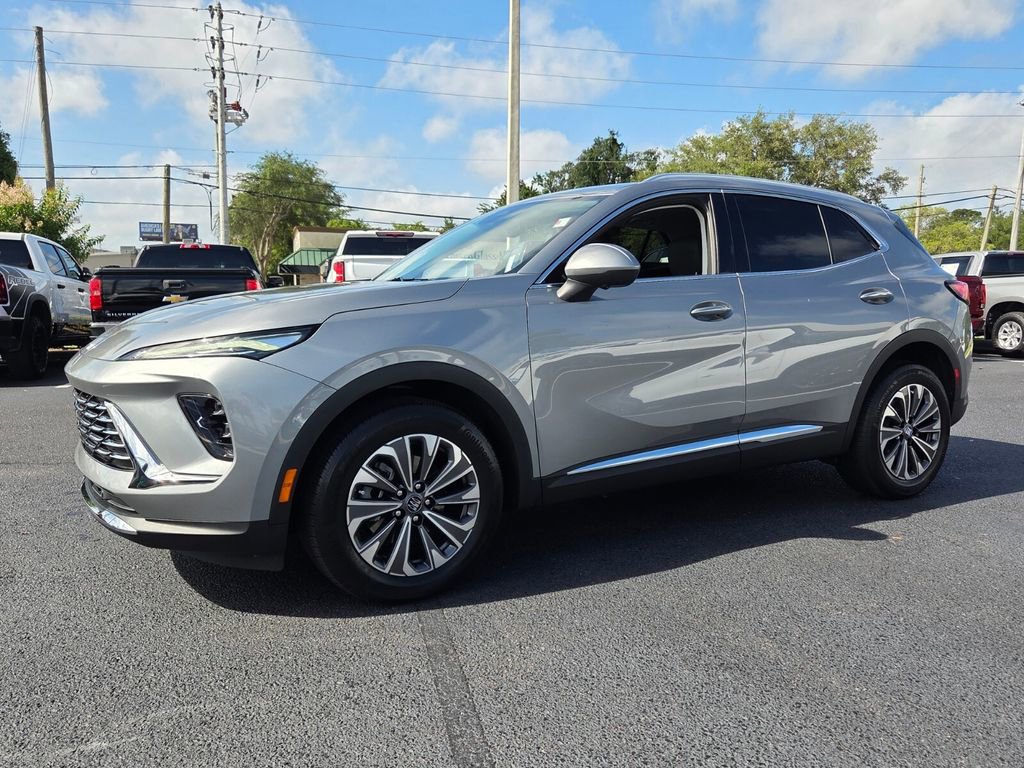 Certified 2024 Buick Envision Preferred AWD/4WD image 3