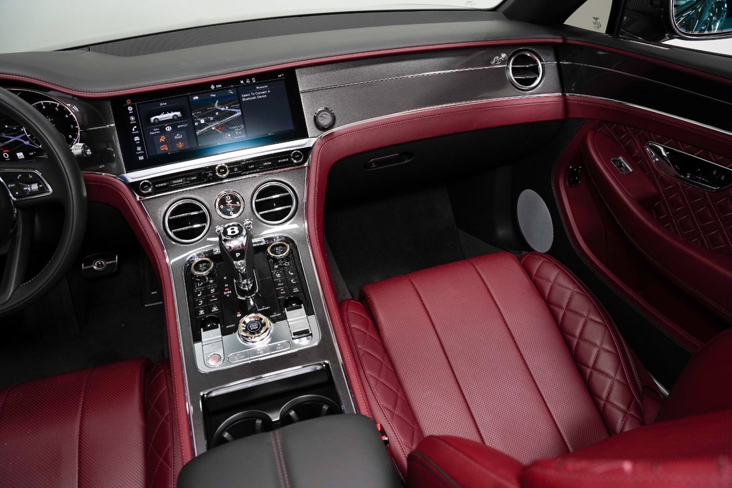 Used 2021 Bentley Continental GT V8 AWD/4WD image 39