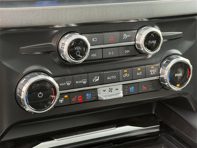 Used 2026 Ford F350 Platinum image 32